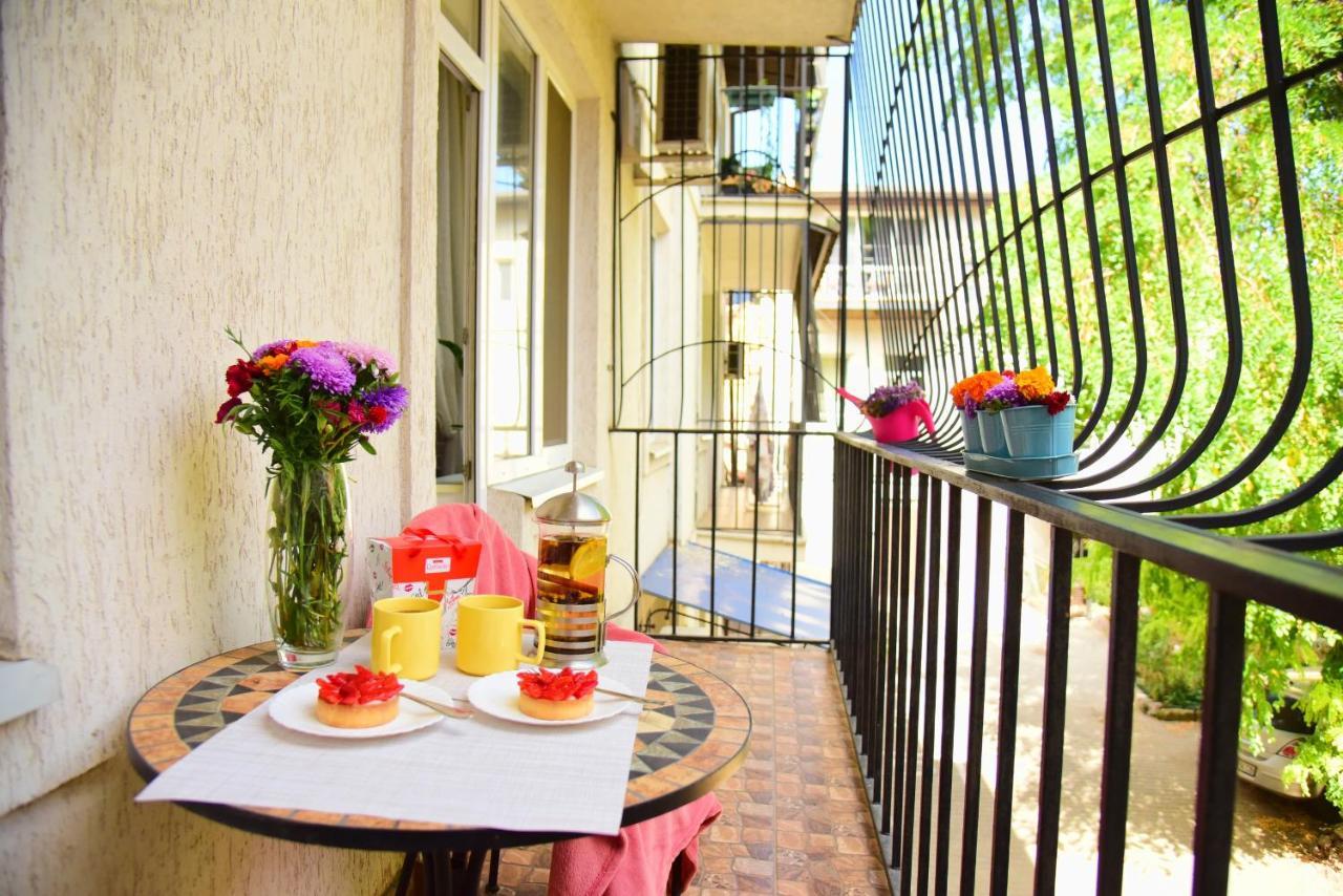 Center Of Odessa. Comfortable 2 Rooms Apartment Buitenkant foto