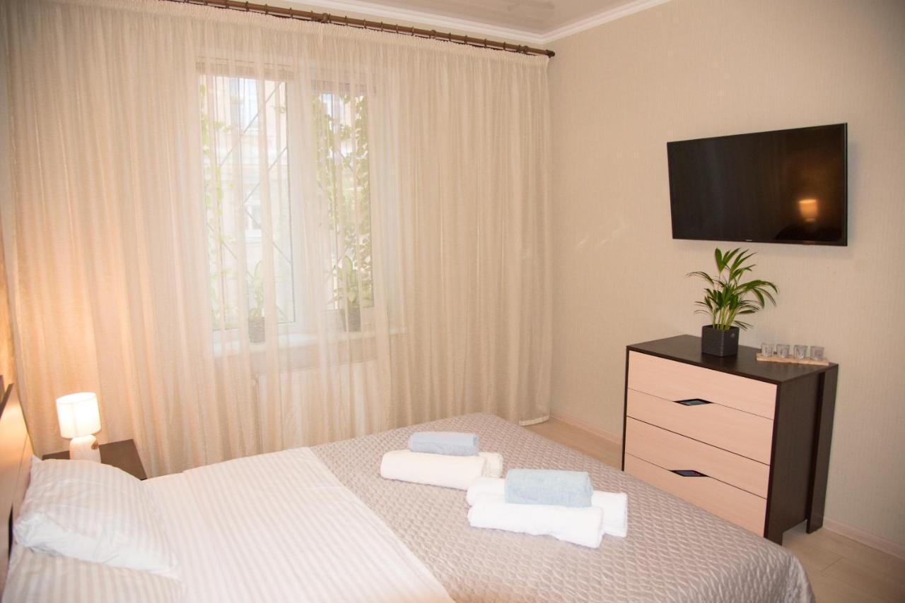 Center Of Odessa. Comfortable 2 Rooms Apartment Buitenkant foto